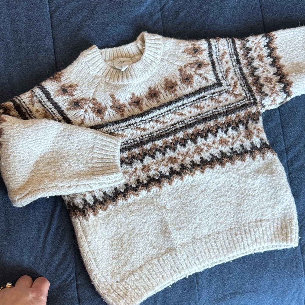 Zara boy 2/3 Cream and Brown Patterned Crewneck Sweater